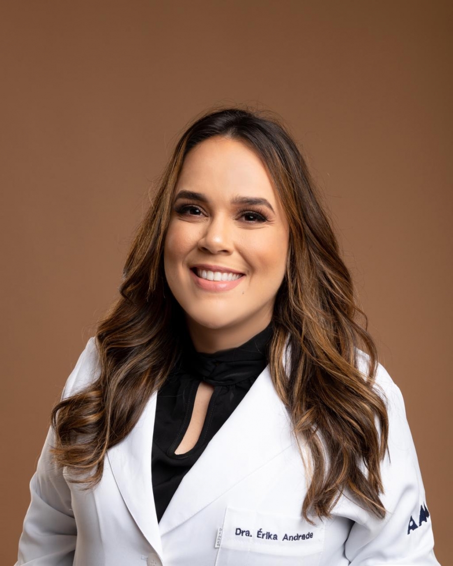 Resposta patológica completa com a adição de imunoterapia à quimioterapia neoadjuvante no câncer de mama precoce RE+/HER2− de alto risco (KN-756)